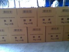 ベトナム産のBBQ木炭･レジャー木炭の包装です｡3kg、6kg、10kgがあります｡